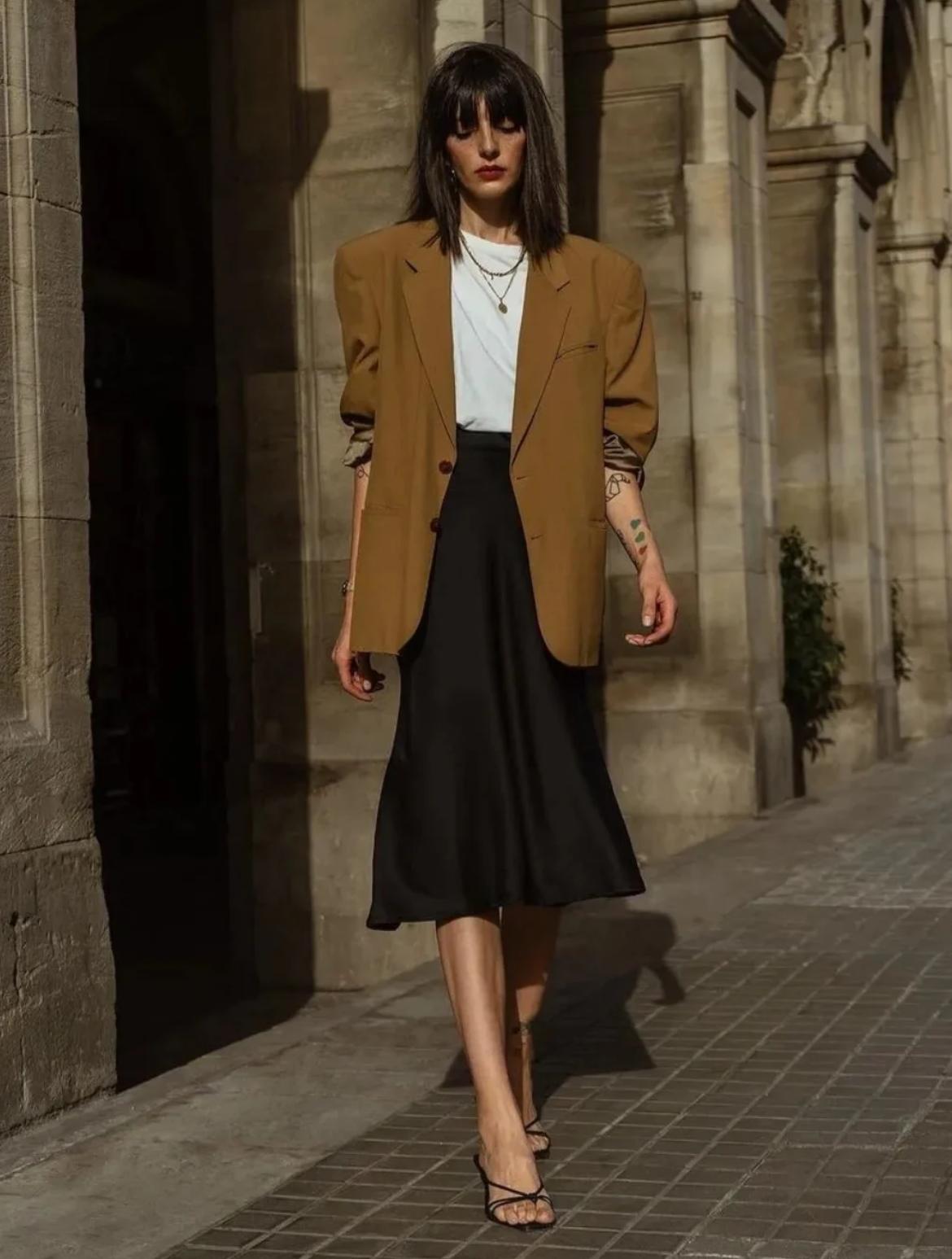 女人再懒别穿牛仔裤就出门,女人再懒也别穿连衣裙