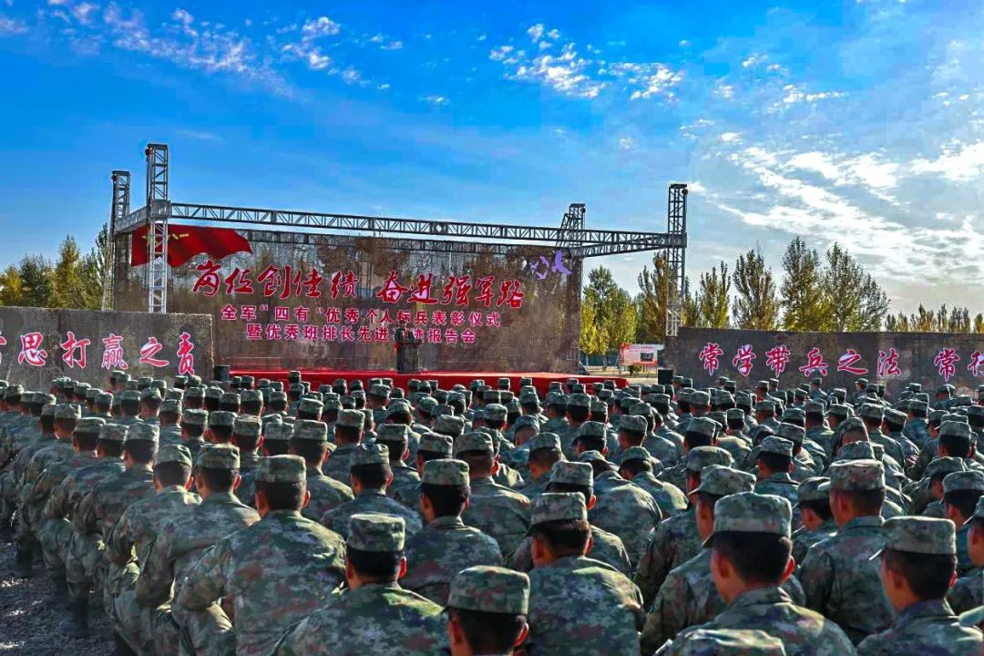 榜样在身边温暖在心间,榜样在身边铿锵玫瑰