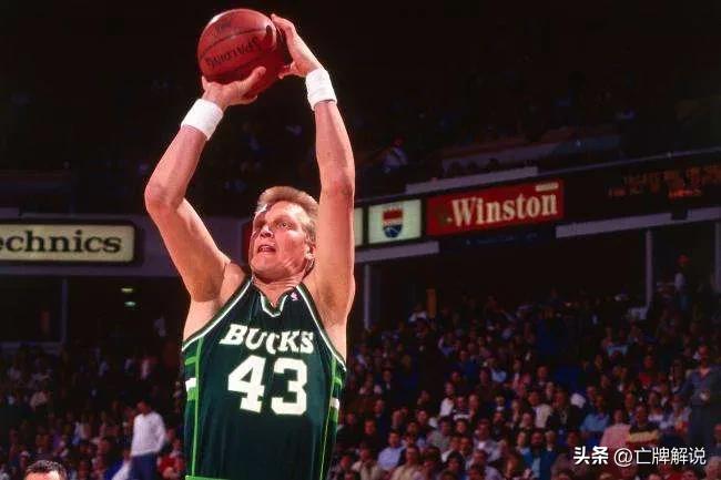 不注意别人还以为是大鸟拉里伯德联盟梦幻脚步发明者杰克·希克马