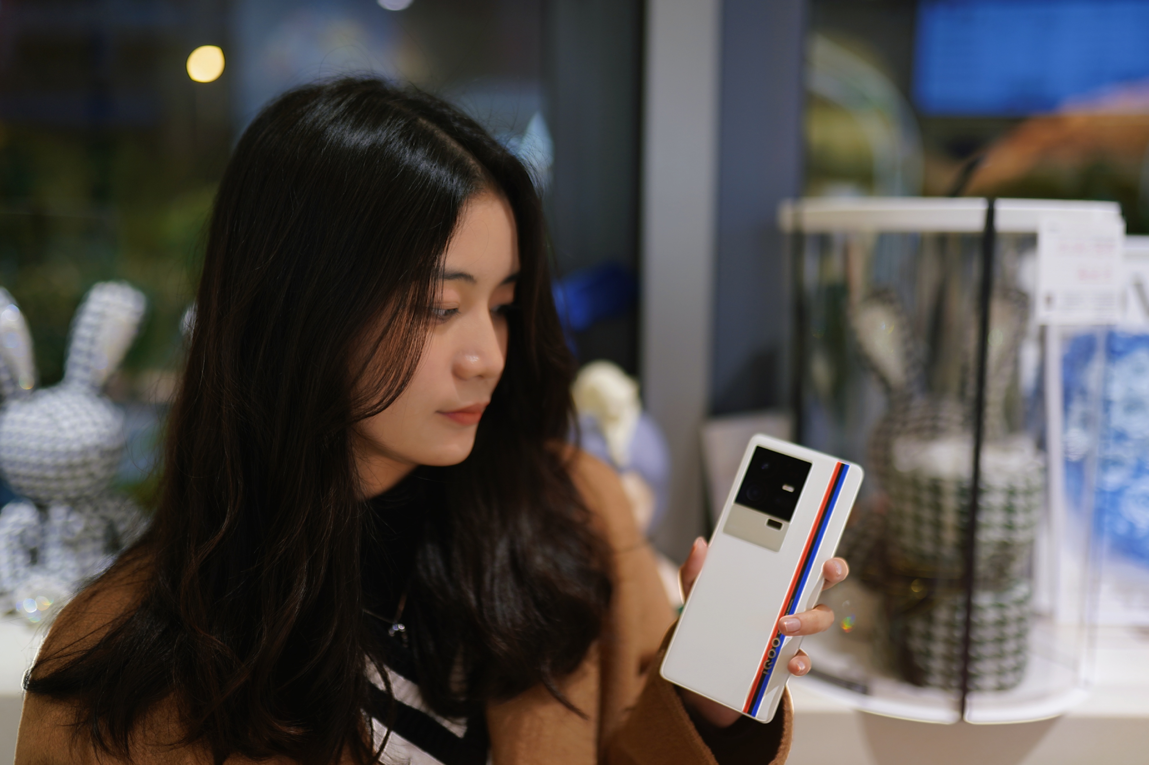 iqoo11pro评测,iqoo11pro深度测评是哪家的