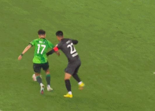 鐢疯冻琚洕璧岀悆,鐢疯冻杩炵画澶辫涓㈢悆