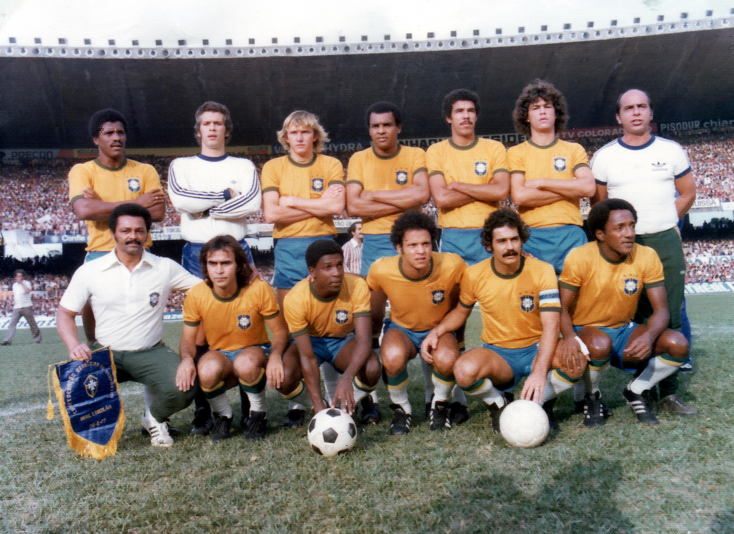 盘点世界足坛最精彩的十大进球,世界杯历史最强巴西队