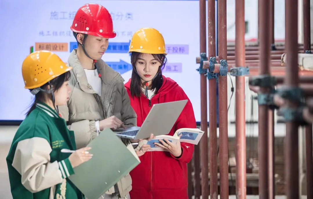 沈阳城市学院连续5年跻身中国顶尖民办大学行列