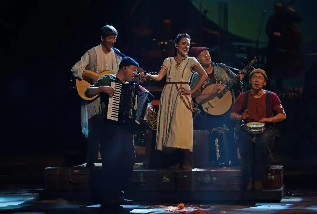 刘烨老婆老狼,刘烨法国老婆近照曝光