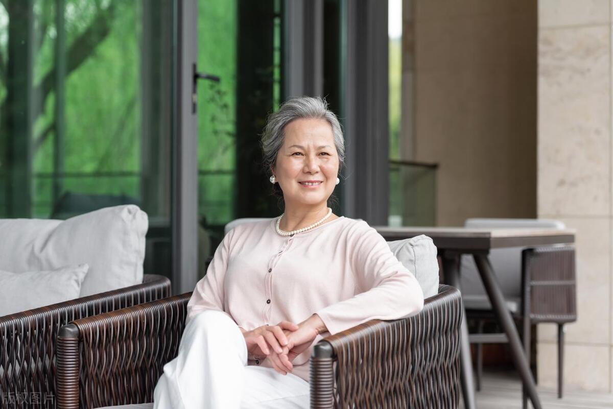 叫我一声妈妈告诉你一个秘密,叫一声妈妈告诉你一个天大的秘密