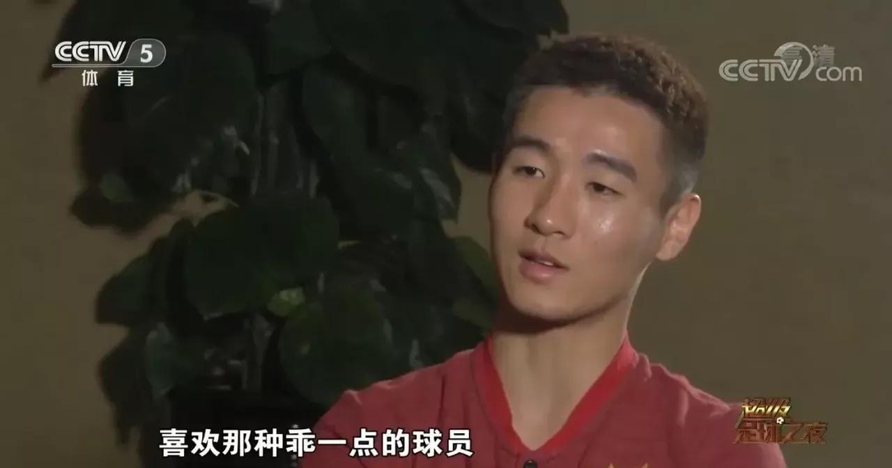 “大家喜欢乖孩子，但我喜欢做不一样的自己”三镇球员韦世豪专访