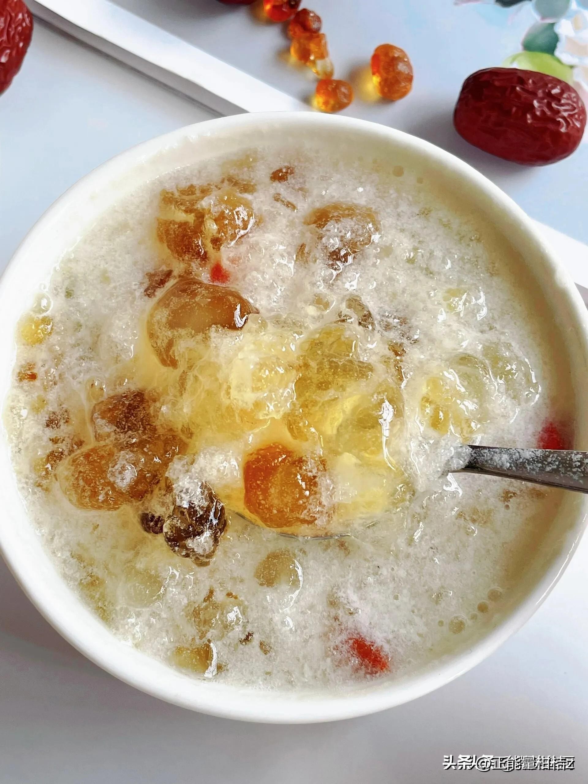 夏天补水又补充营养的4类食物,冬天告别干燥4类补水食物吃起来