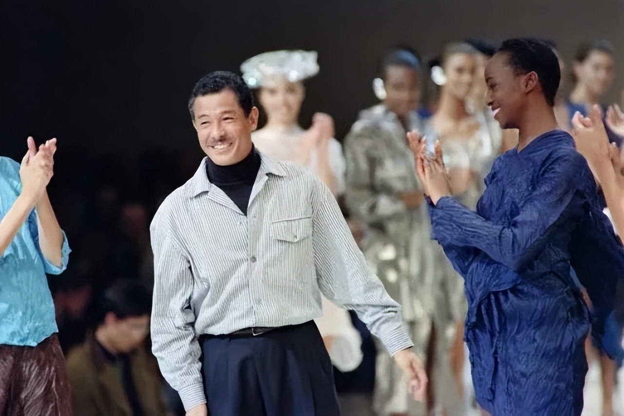 日本设计师三宅一生经典语录,日本顶级三宅一生设计