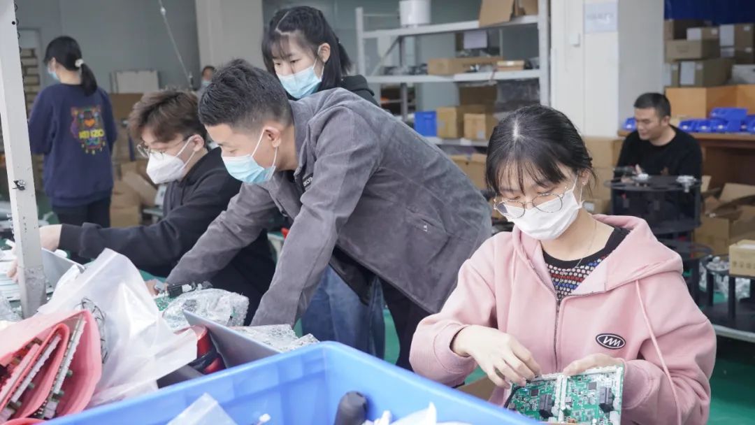 福建外贸公司老板一年赚多少钱,福建老板月入10万