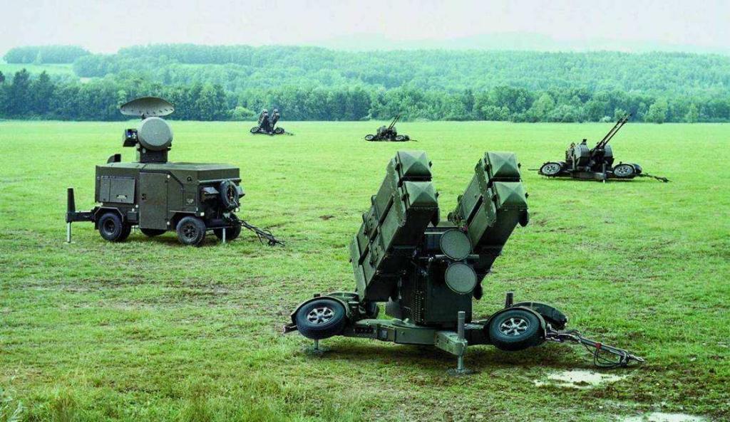 牙缝里挤经费，却买三款性能相似的防空系统，中国吃小亏占大便宜