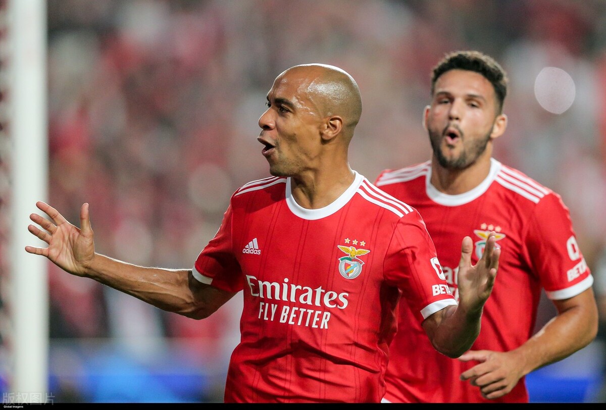 尤文3-0完胜巴萨夸德拉多,尤文图斯1-0佛罗伦萨夸德拉多