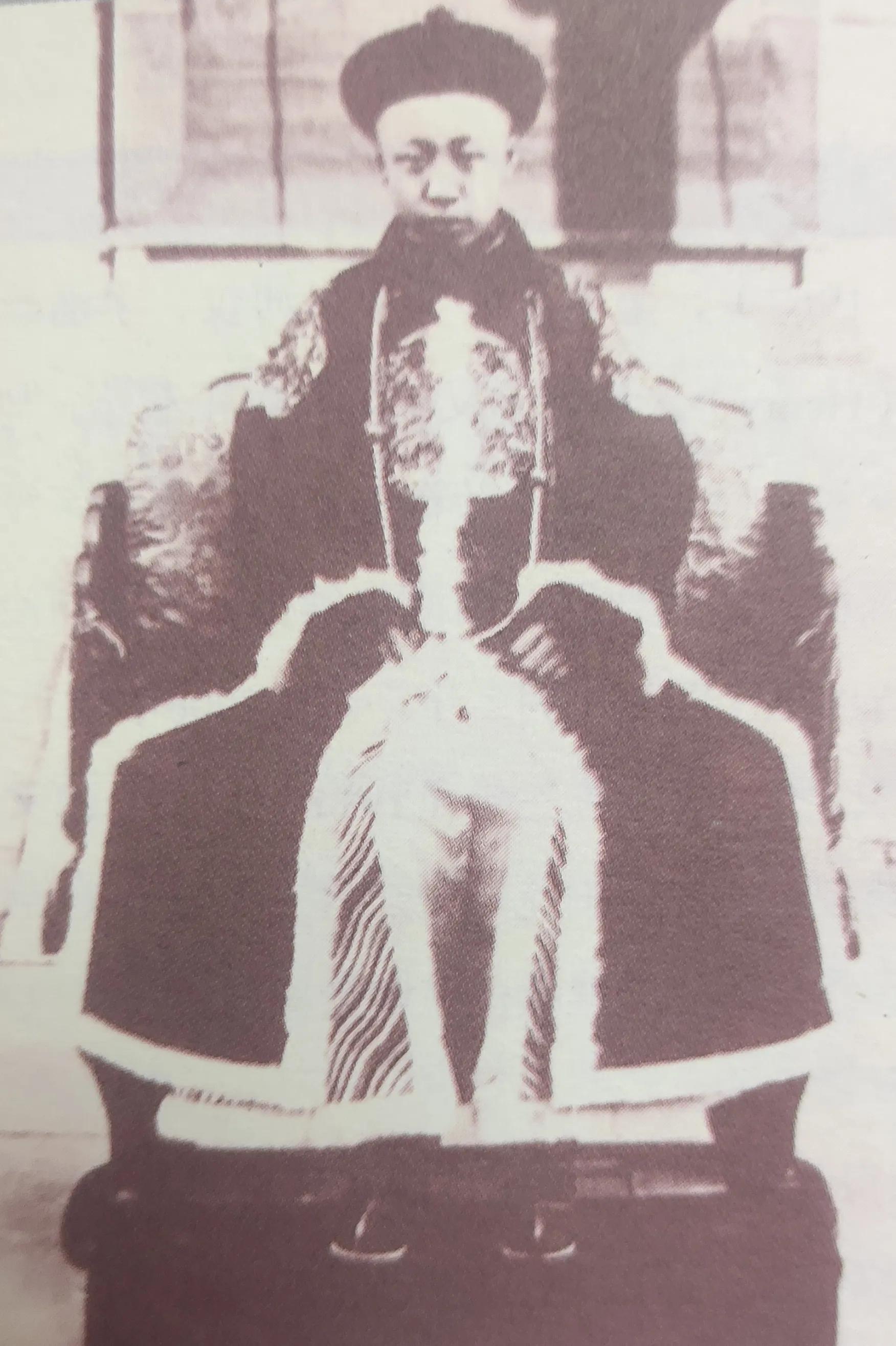 三圆皇帝梦的清朝末代皇帝——宣统帝溥仪