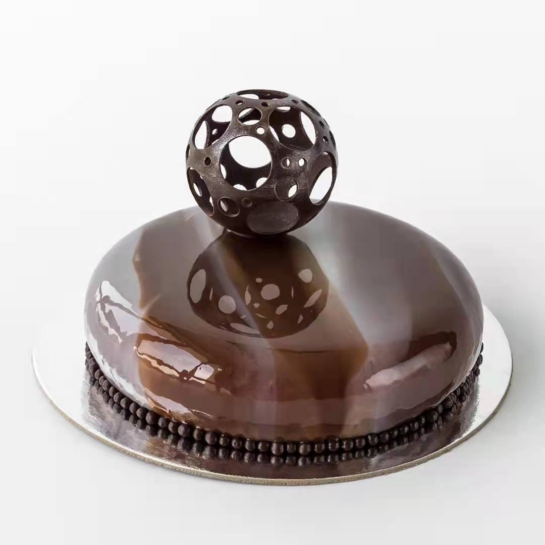 价值2000元的完美镜面蛋糕有多美？顶级镜面蛋糕设计欣赏