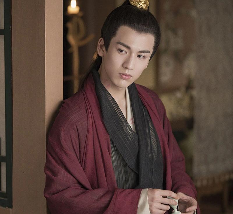 颜值最糟心的9个90后男星,90后最帅的前5位男明星