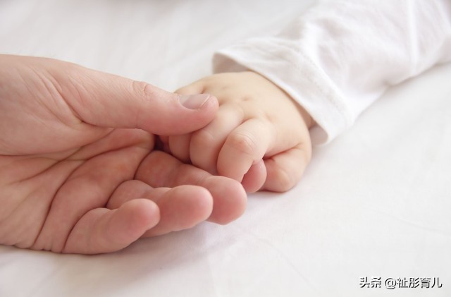 新手妈妈如何一个人带娃,宝妈和家人怎么带娃最合理