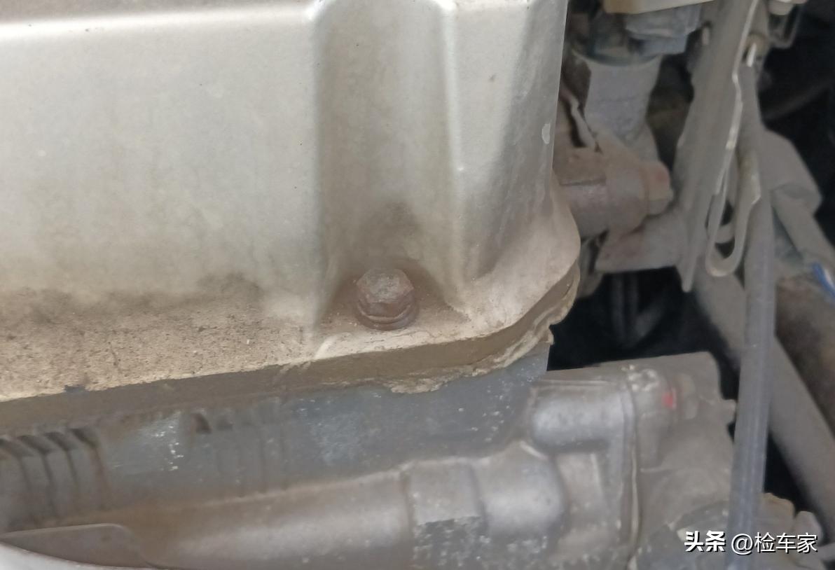 二手比亚迪m6价格,比亚迪m6二手买手动还是自动