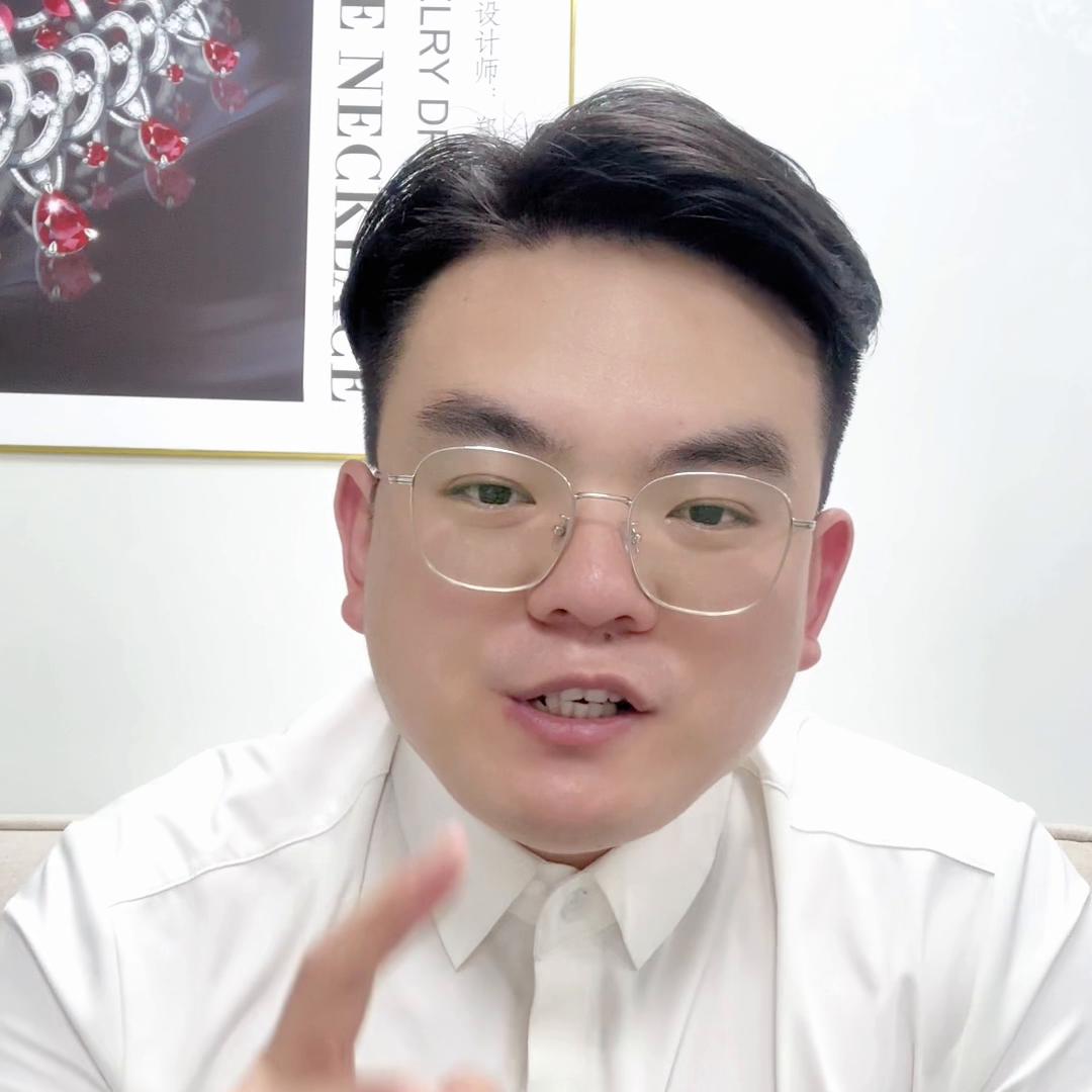 买黄金要注意哪些套路,黄金买卖以实时黄金还是博时黄金