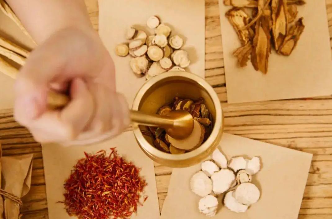 脾胃虚弱引起心肌缺血吃什么,脾胃虚弱心肌缺血心惊怎么治