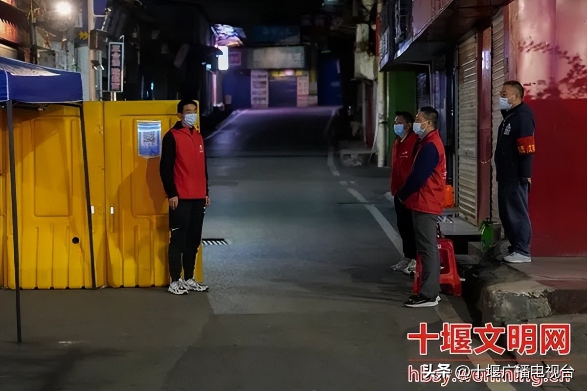 武汉战疫纪录片图片,战疫的高清照片