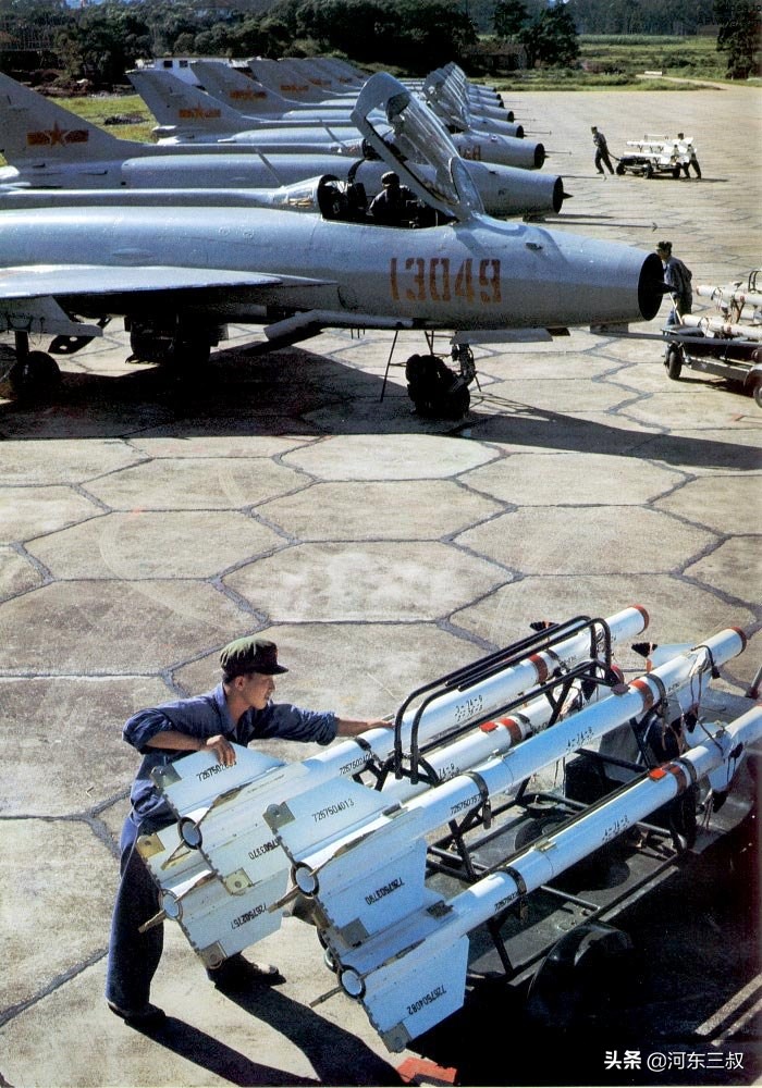 北约的军事装备有哪些,从我国海外获得的北约武器装备