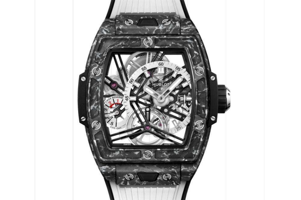 冒险买下这块表后,我找回了10年前玩表的新鲜感