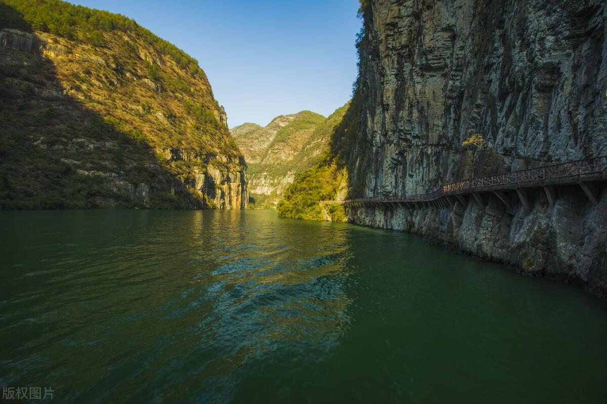 重庆AAAAA级景区有哪些,重庆aaaaa级景区云端廊桥