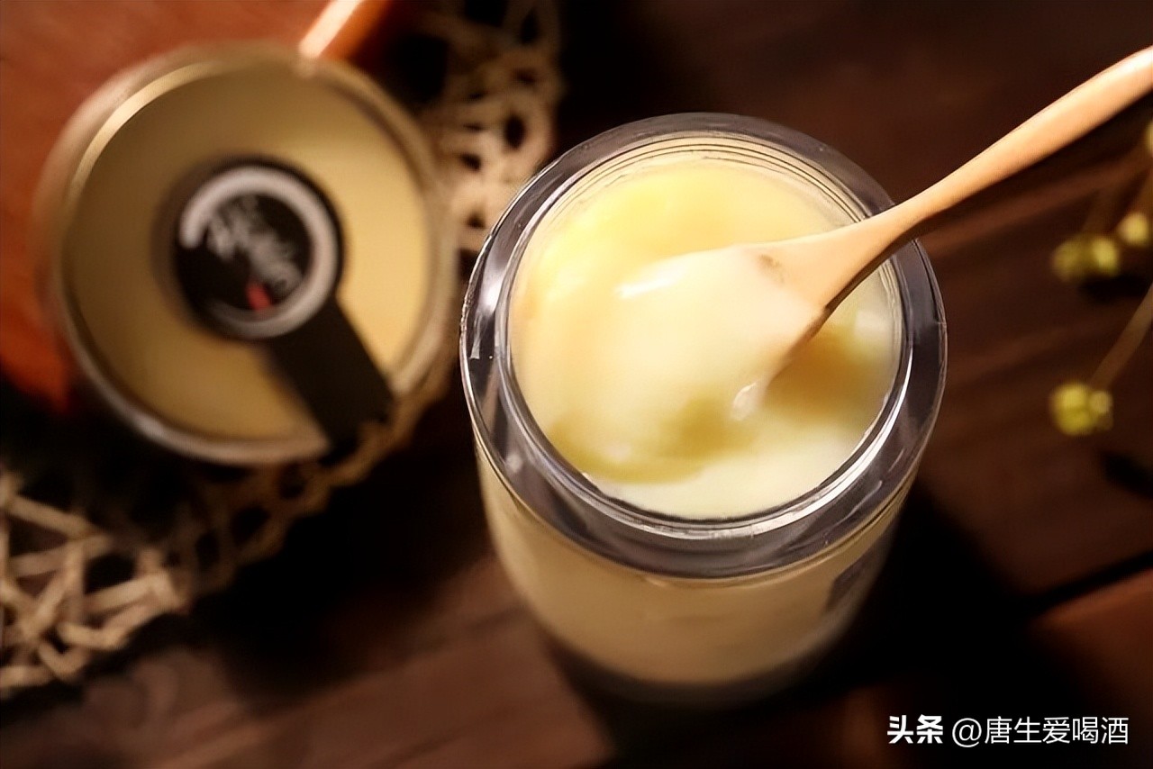 蜂王浆与王浆有什么不同,蜂王浆是什么东西产生的