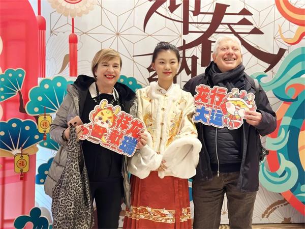 开元旅业酒店欣欣向“龙”，客流营收创新高！