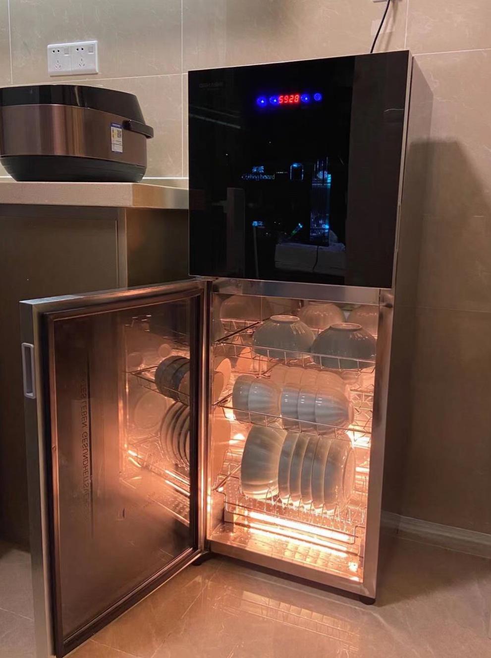 消毒柜家里,家里消毒柜改成洗碗机还是烤箱