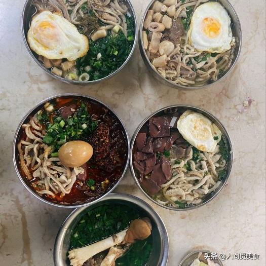 贵阳姐妹花开店18年，6元一碗的米粉，外地客人却觉得被宰了？