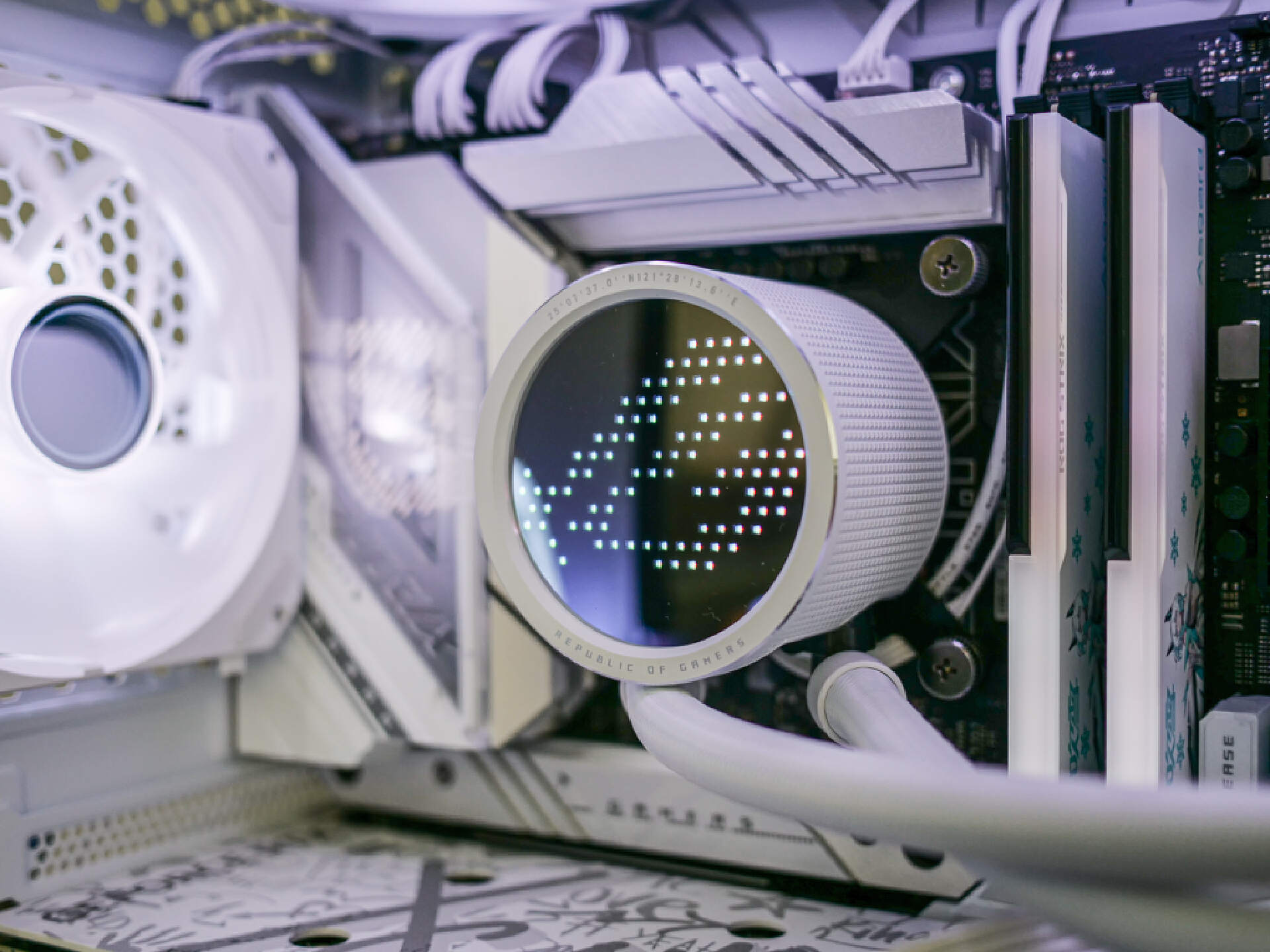 华硕gt502机箱教学,华硕tuf502弹药库机箱装机视频