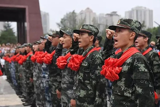 18岁烈士陈祥榕和姐姐合照,戍边烈士陈祥榕牺牲时多大了