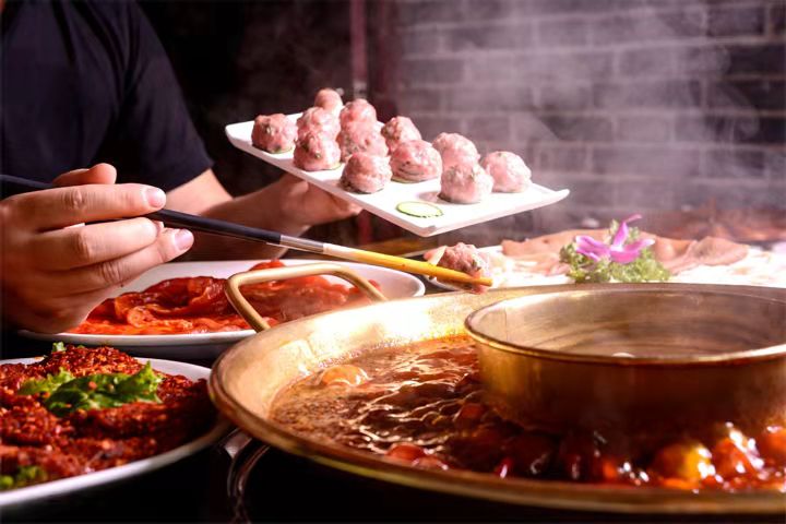 火锅泡沫多是什么原因,火锅油起泡沫是怎么回事