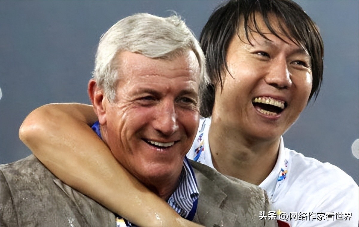 足坛风暴：高层落马，主教李铁被抓，涉案资金上亿，足协下封口令