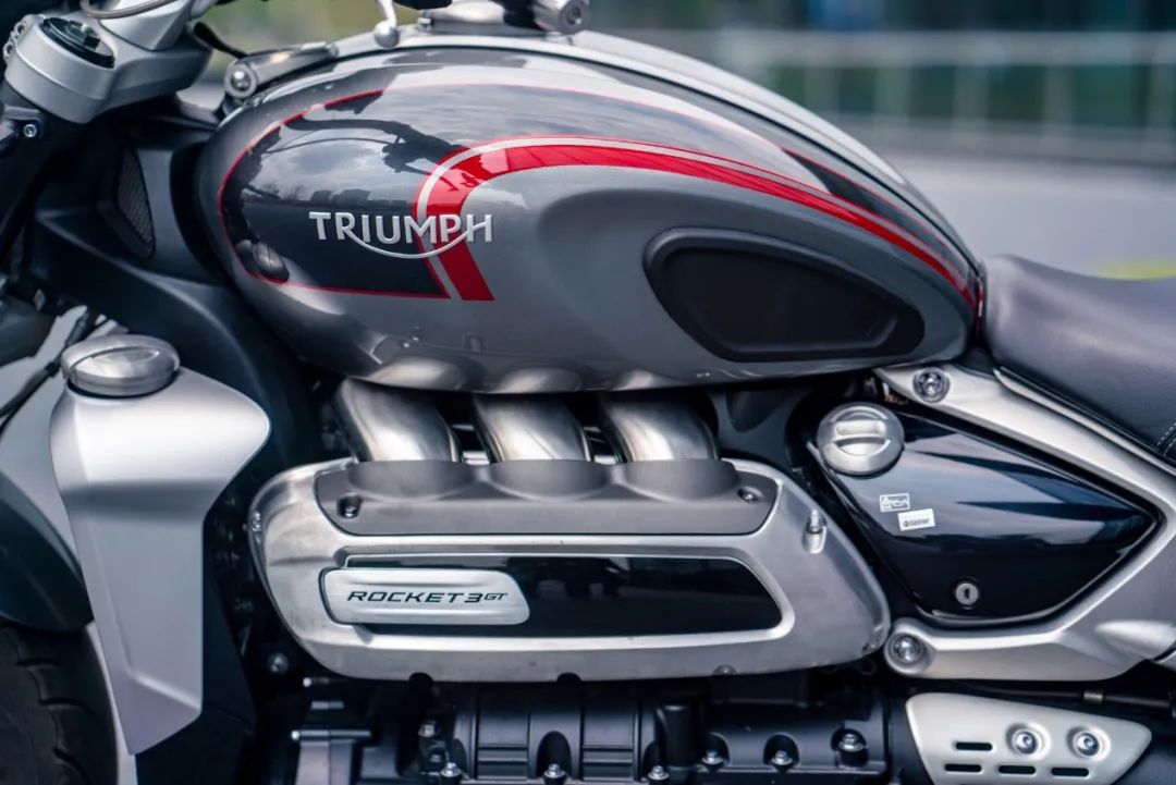 凯旋火箭3优缺点,火箭凯旋3新款试驾