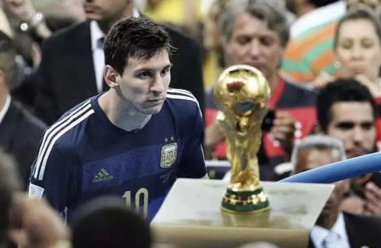 世界杯梅西赢了荷兰的采访,梅西世界杯淘汰赛回放