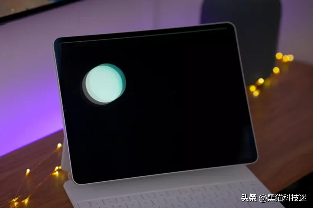 劝你别着急买平板，两款新iPad定在10月发布，库克这次不再挤牙膏