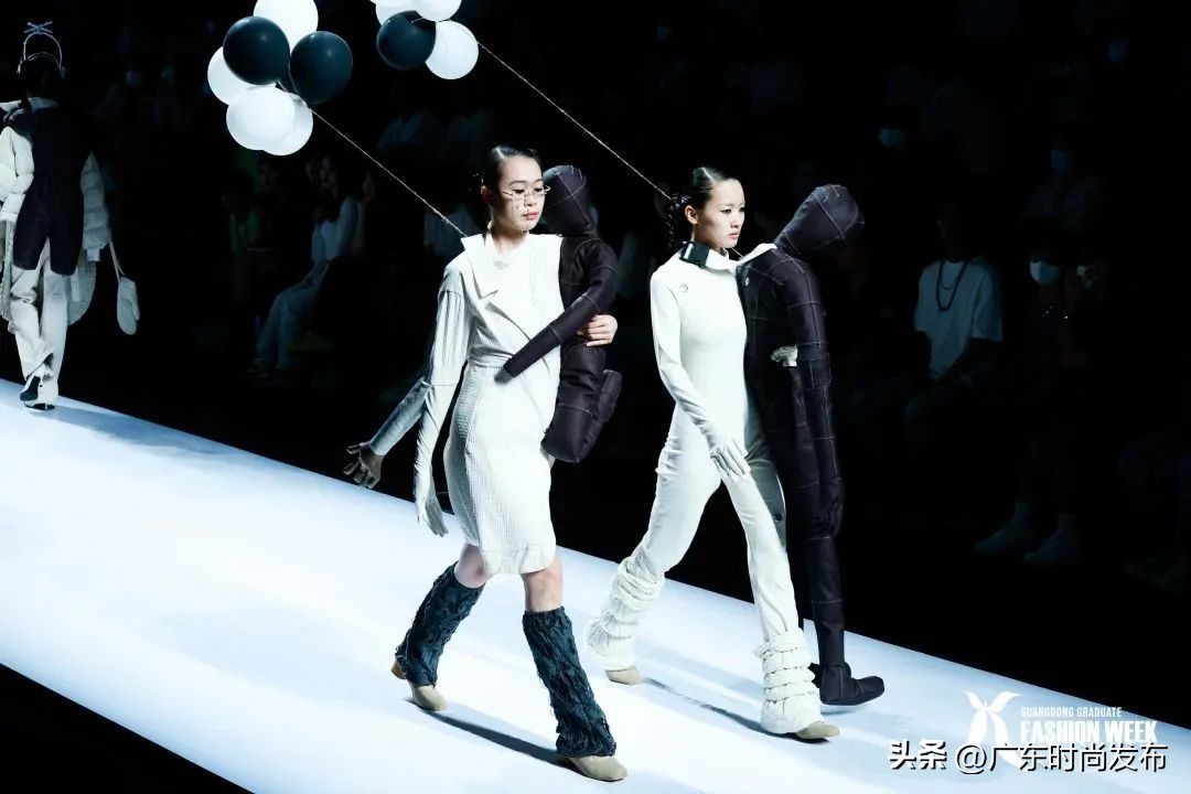 以设计致敬中国速度，广东职业技术学院服装设计毕业作品展演——2023中国（广东）大学生时装周
