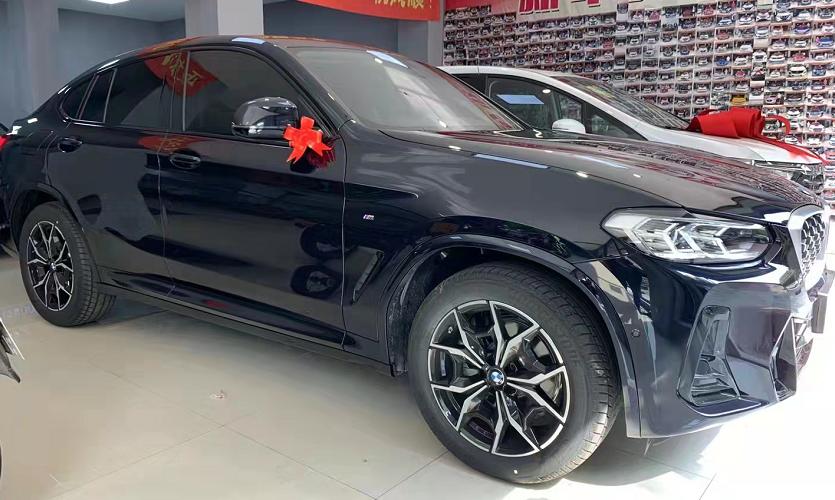 宝马x42014款xdrive20ix,2022款宝马x4m沉浸式体验