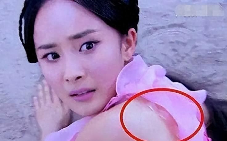 影视剧中各种奇葩穿帮,电视剧爆笑穿帮镜头看一次笑一次