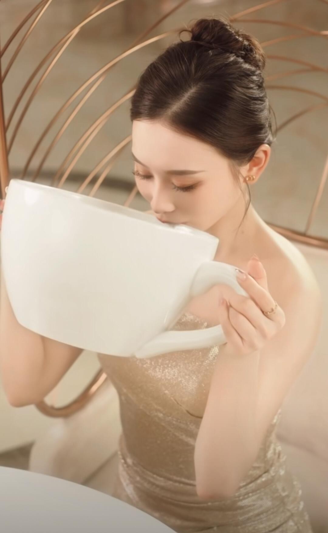 鐜嬩竷鍙跺哎韫跺瓙鍚堥泦,鐜嬩竷鍙跺哎韫跺瓙