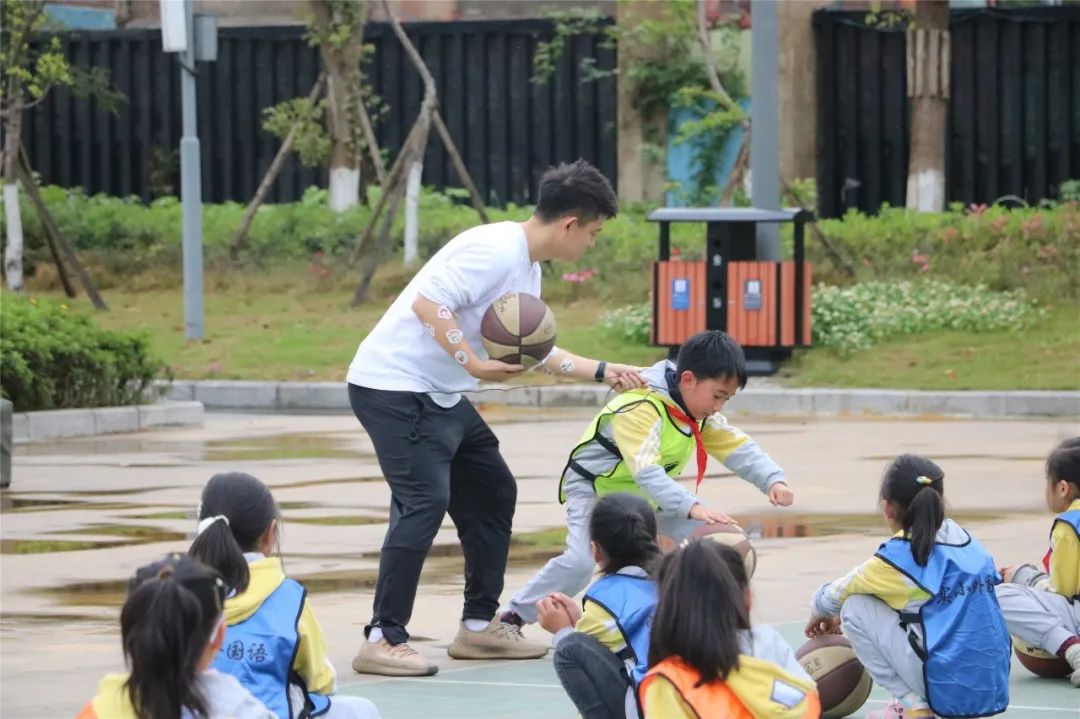 双流实小以爱之名筑梦启航,双流实小外国语学校