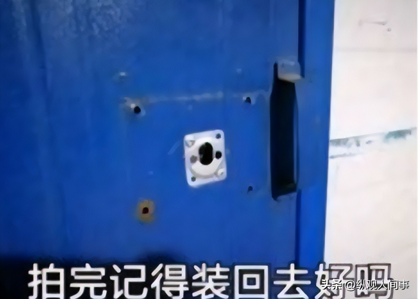 国外无下限直播有多离谱？女网红镜头前睡觉月入千万，钱从何来？