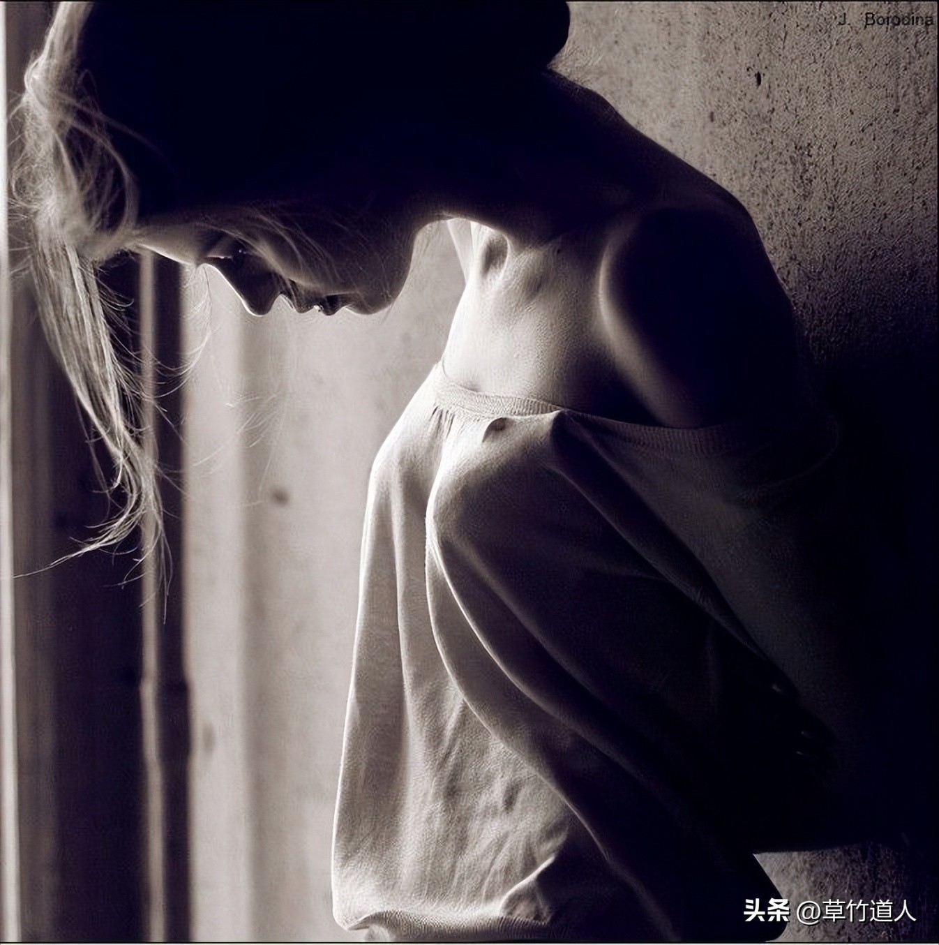 人体艺术：试论人类思想情感与大自然的和谐呼应