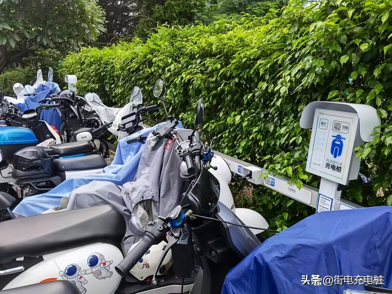 小区电动车充电桩加盟项目,两轮电动车充电桩加盟