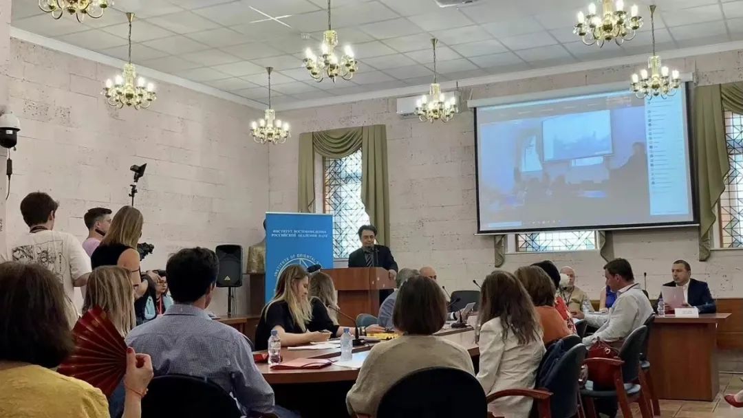 小佳在俄罗斯：初中去留学，虽屡遭扒手，但更多遇见他乡的善意