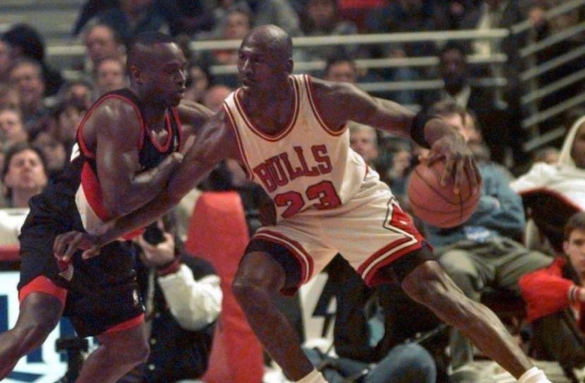 压哨绝杀最多的球员nba,压哨传球进球