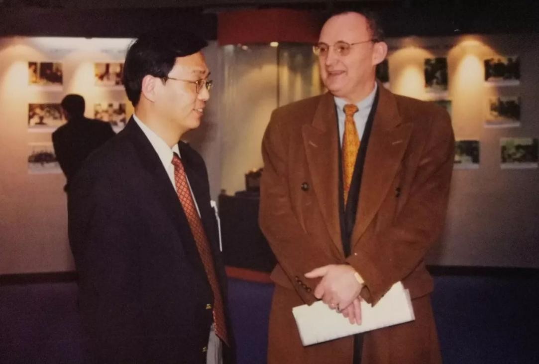 通信历史连载369-上海贝尔之1985年入职、铁打的董事长-袁欣