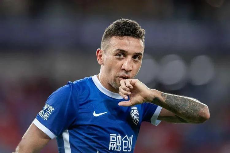 中超天津津门虎1-1武汉三镇,武汉三镇半场1比1天津津门虎