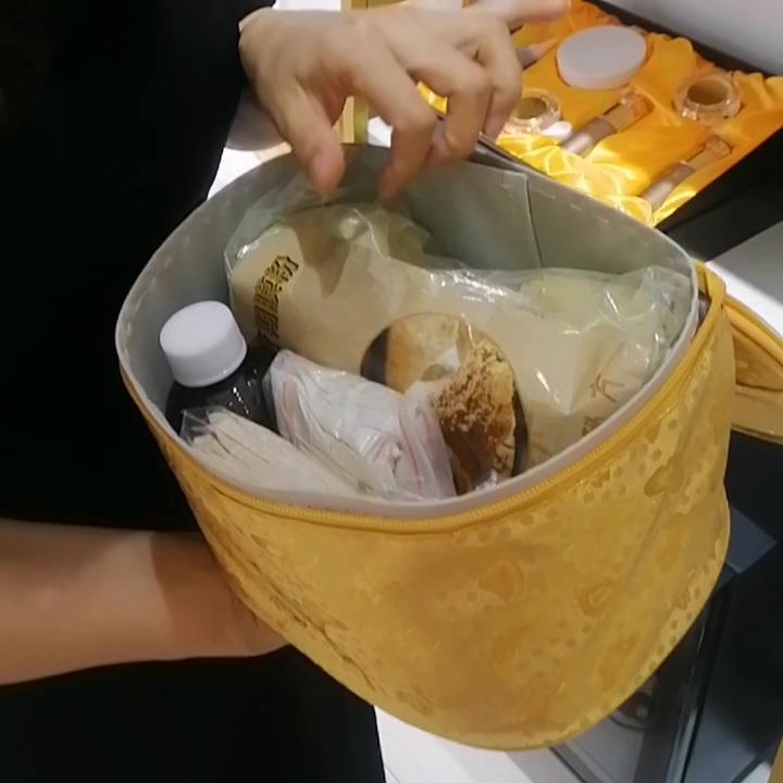 只要评论就能领红包,只要发评论就抢福袋